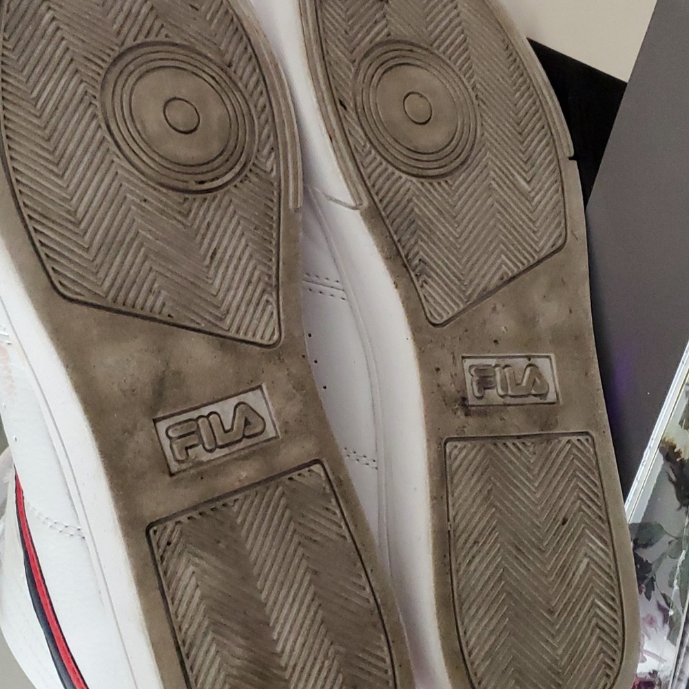 Sneakers - Picture 9 of 9